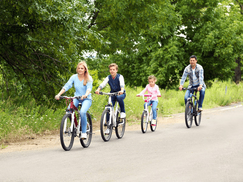 Ideen für Ausflüge mit Kindern: Fahrradtour