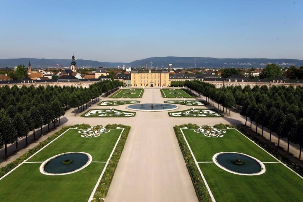 Das Schloss Schwetzingen, Schloss in Baden-Württemberg